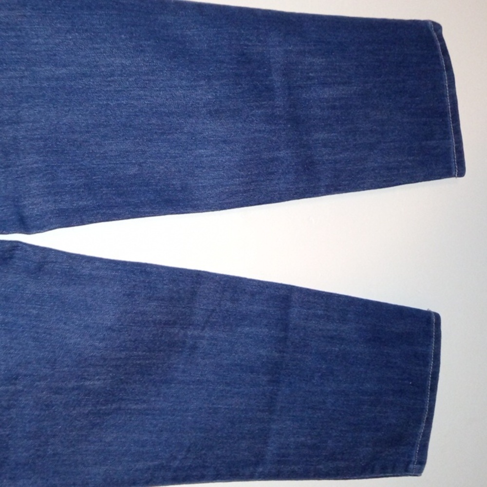 STYLE & CO. Straight Leg Jeans 4-Short - Picture 7 of 10